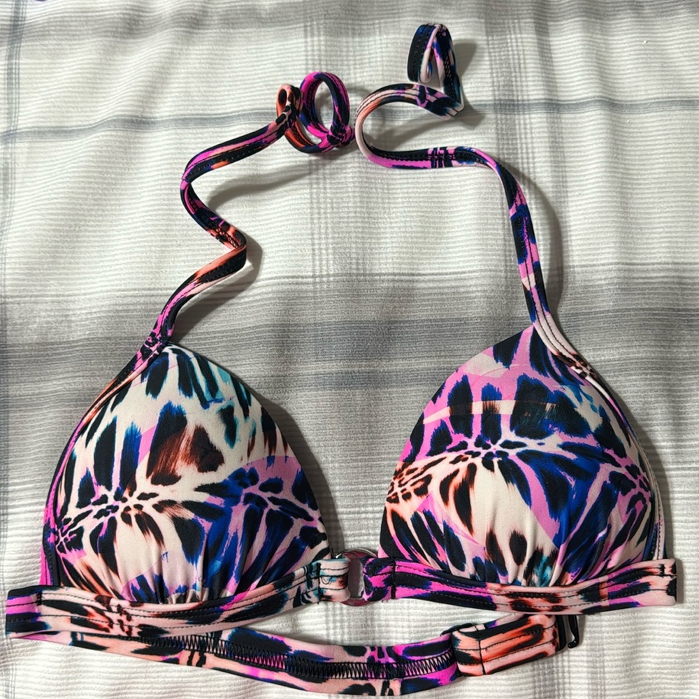 Venus push up triangle bathingsuit top size 32B/34A/36AA